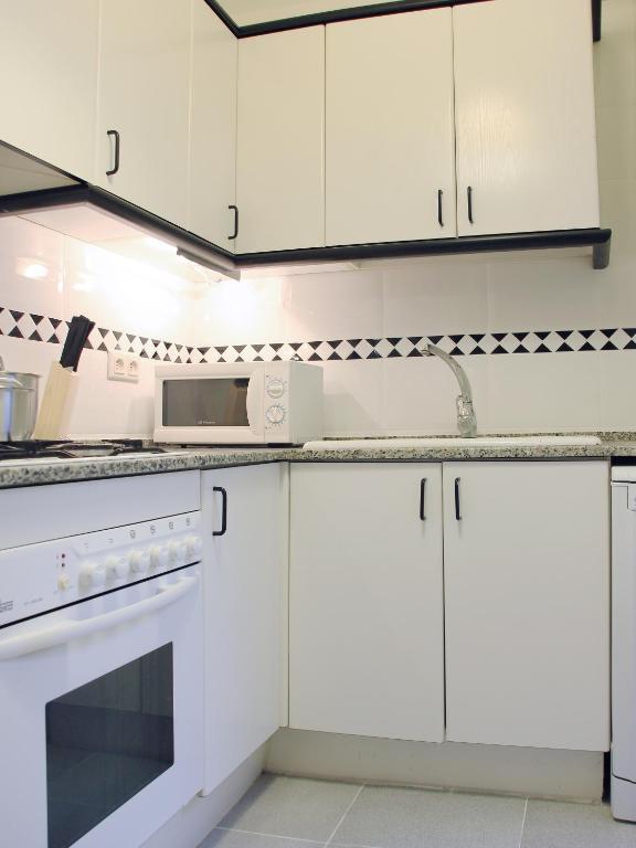Alguera Apartments Napols Barcelona Room photo